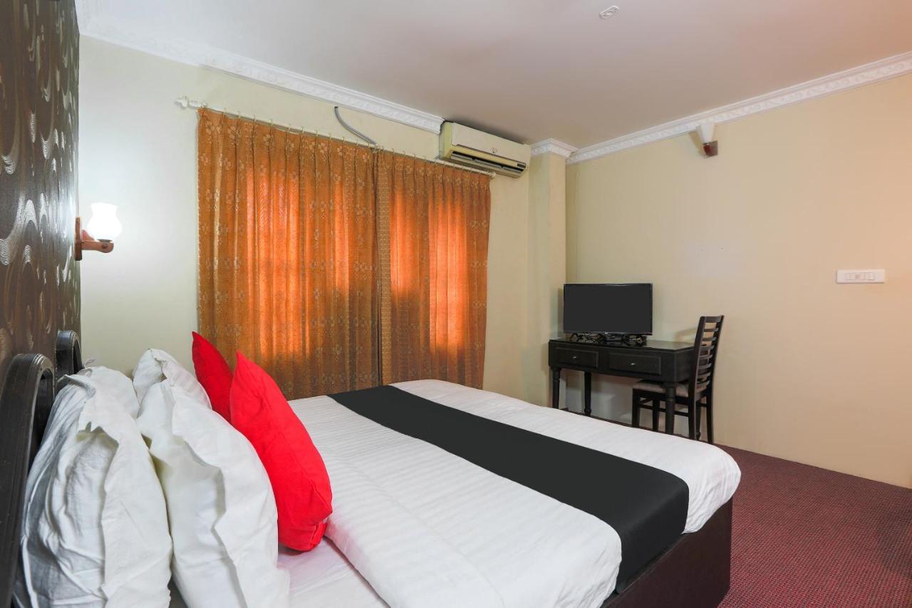 Capital O 72337 Hotel Konkan Tadka Mumbai Exterior foto