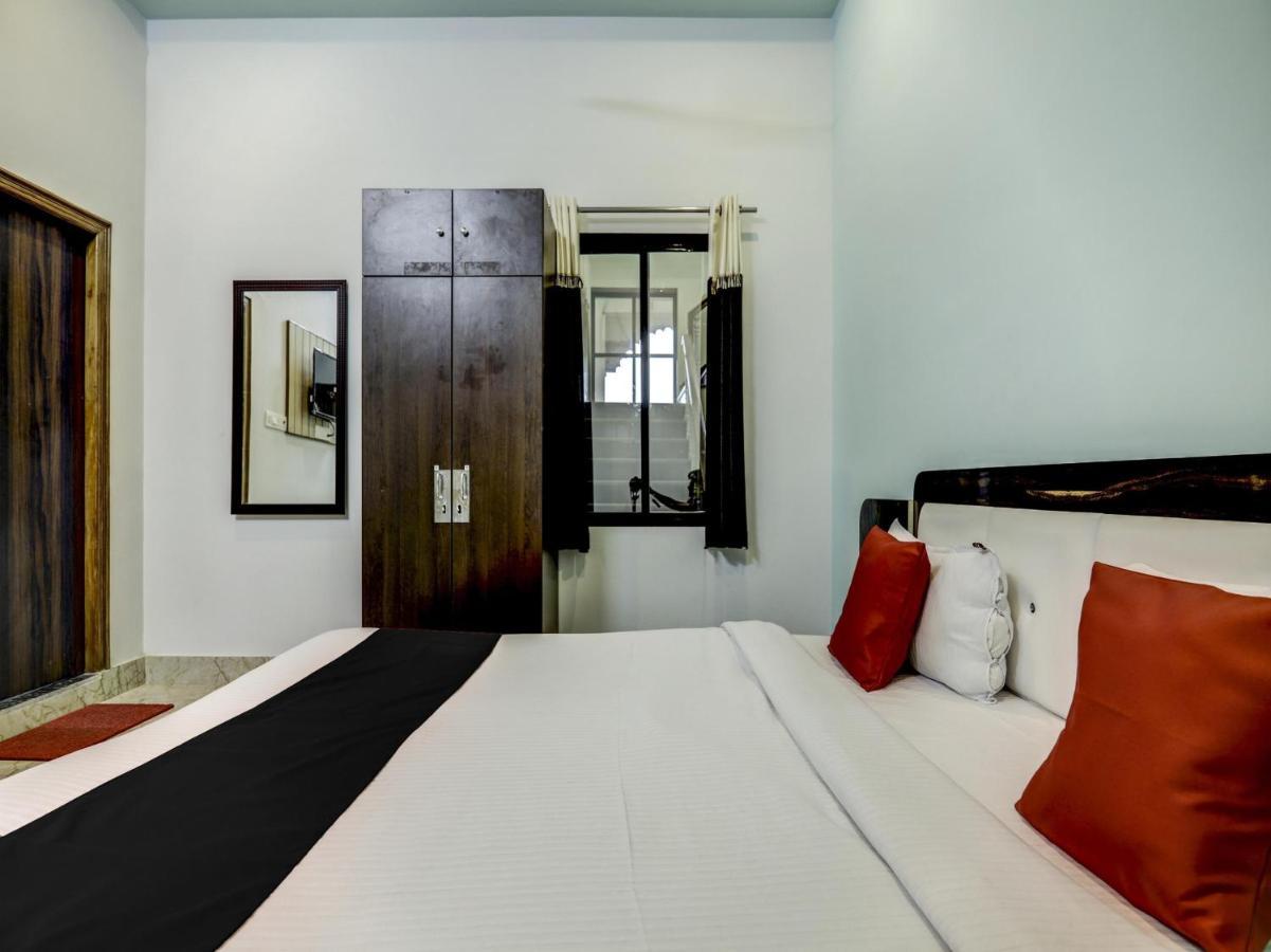 Capital O 72337 Hotel Konkan Tadka Mumbai Exterior foto
